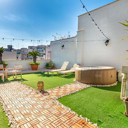 150Mq Rooftop Paradise - Spacious Private Terrace Бари Екстериор снимка