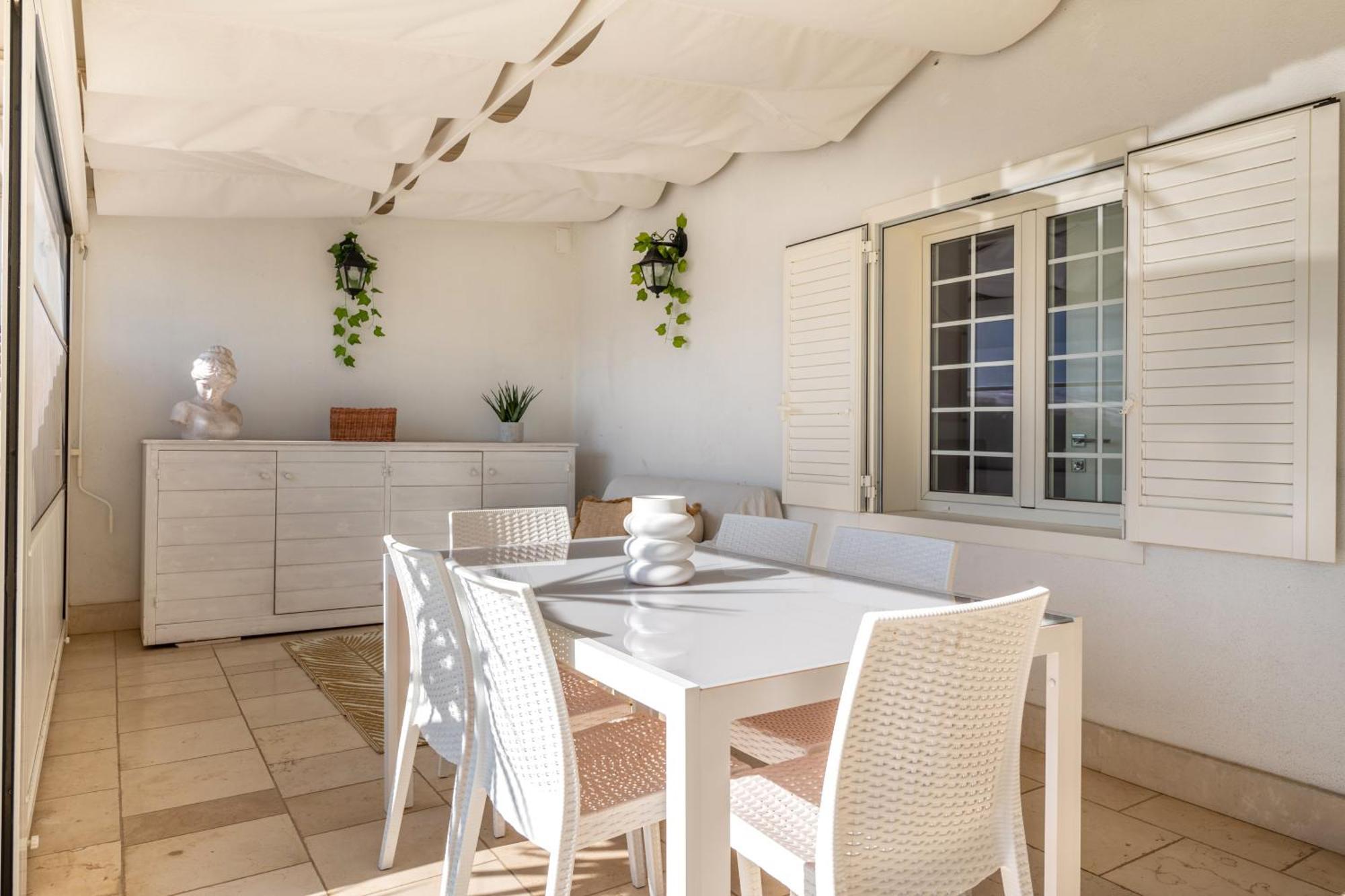 150Mq Rooftop Paradise - Spacious Private Terrace Бари Екстериор снимка
